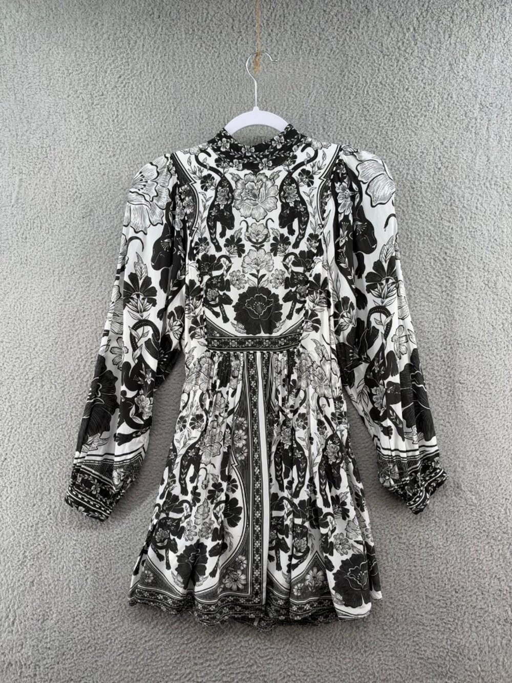 FARM Rio Flower Leopards Off-White Mini Dress S